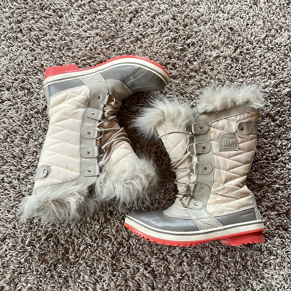 Women’s Sorel Winter Lace Up Boots, Size 7 - Picture 5 of 9